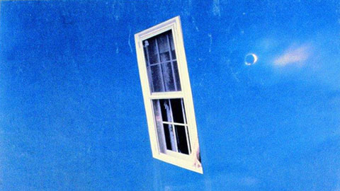 2004.03.03 0010 window small